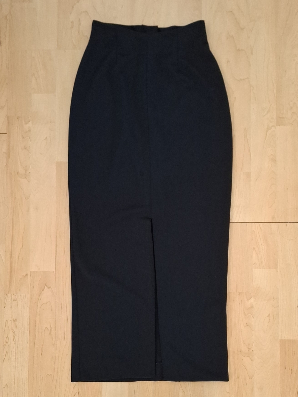 Vintage le chateau Sleek Black High-Rise Pencil Skirt Front Slit